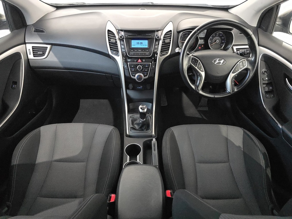 Hyundai I30 1.6 Crdi Se Blue Drive 109 Bhp Blue #53