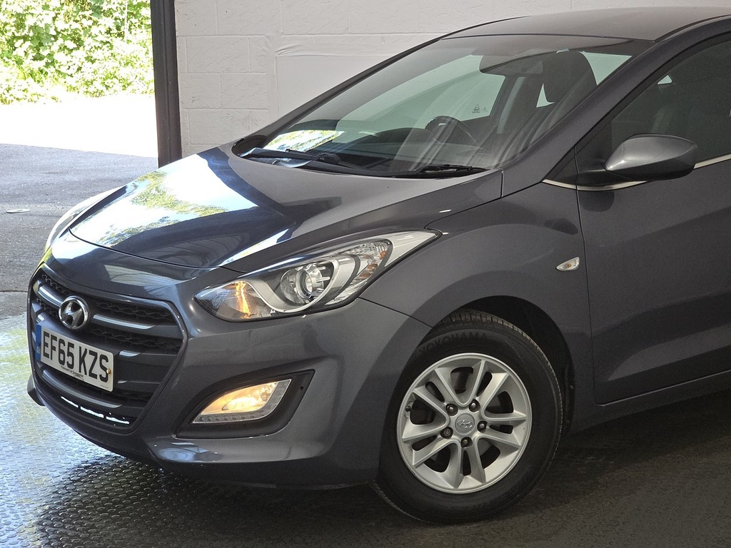 Hyundai I30 1.6 Crdi Se Blue Drive 109 Bhp Blue #22