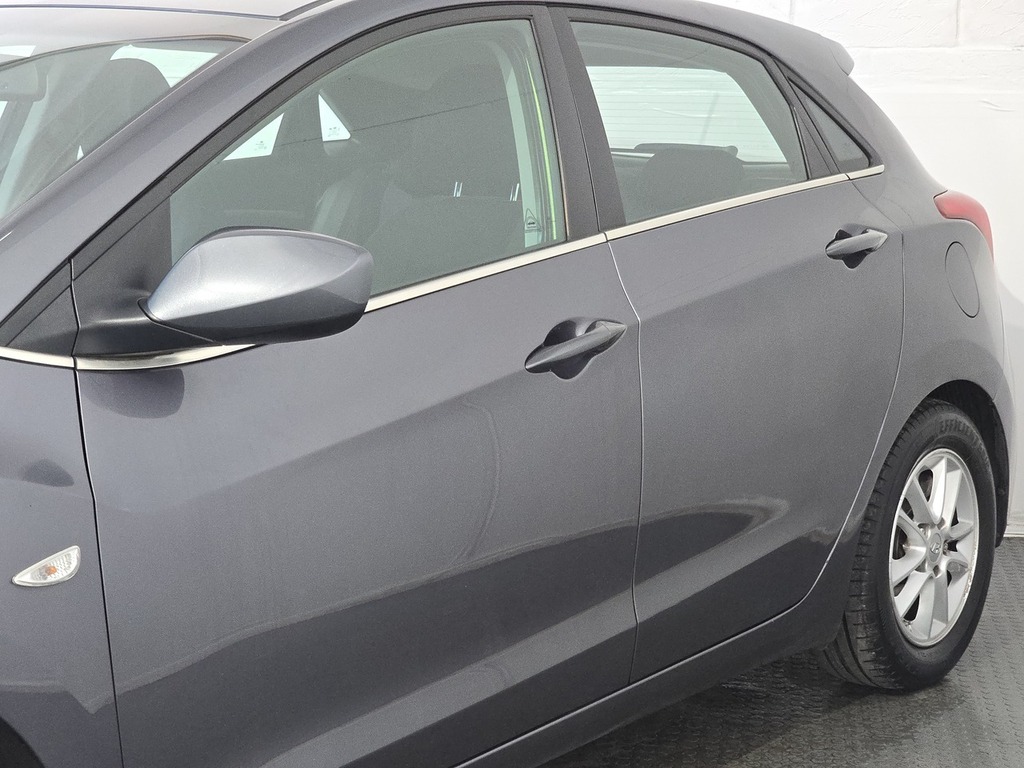 Hyundai I30 1.6 Crdi Se Blue Drive 109 Bhp Blue #20