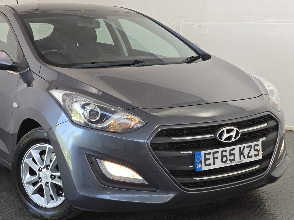 Hyundai I30 1.6 Crdi Se Blue Drive 109 Bhp Blue #11