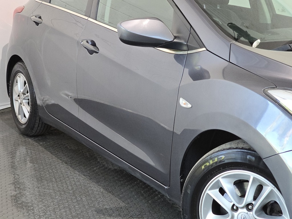 Hyundai I30 1.6 Crdi Se Blue Drive 109 Bhp Blue #14
