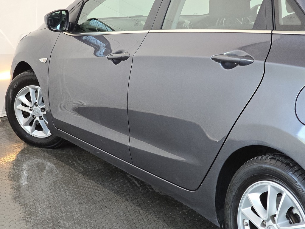 Hyundai I30 1.6 Crdi Se Blue Drive 109 Bhp Blue #34