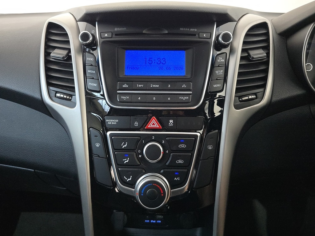 Hyundai I30 1.6 Crdi Se Blue Drive 109 Bhp Blue #49