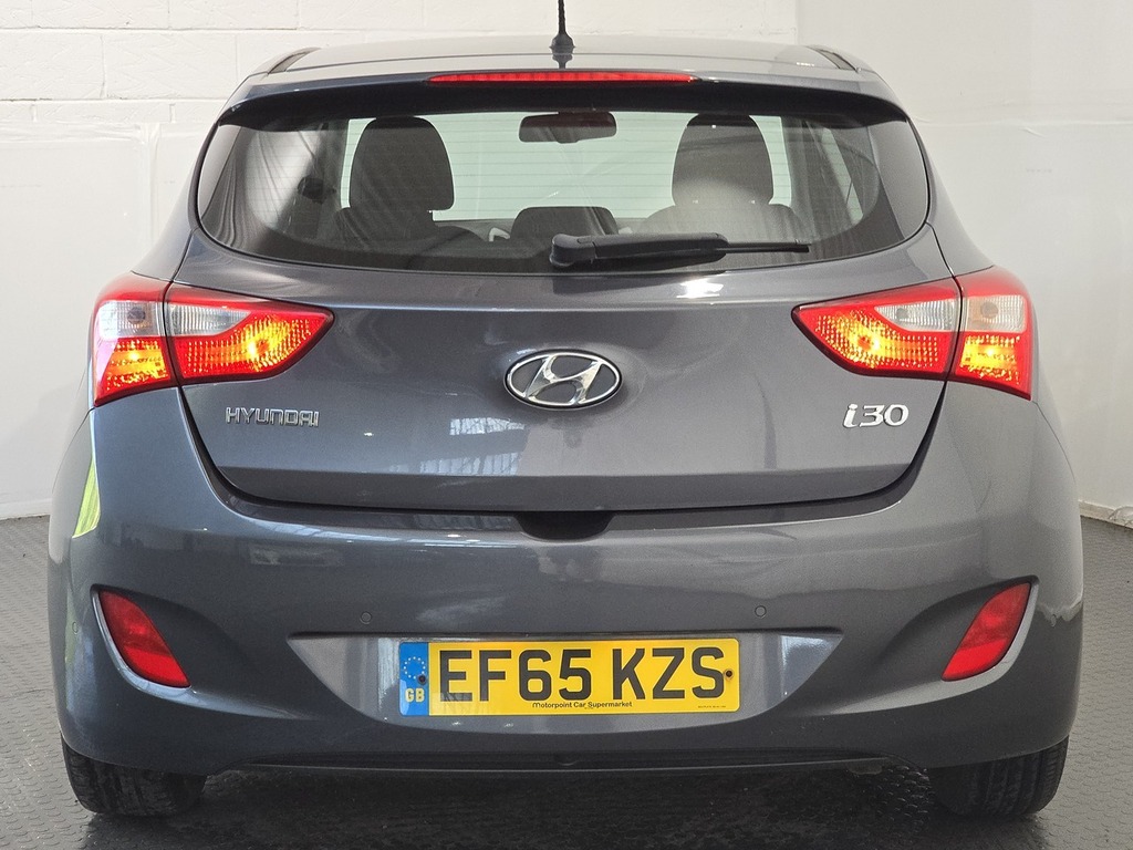 Hyundai I30 1.6 Crdi Se Blue Drive 109 Bhp Blue #37