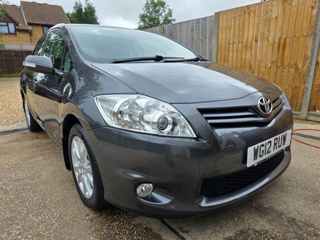 Toyota Auris 1.6 V-matic Tr Euro 5 Grey