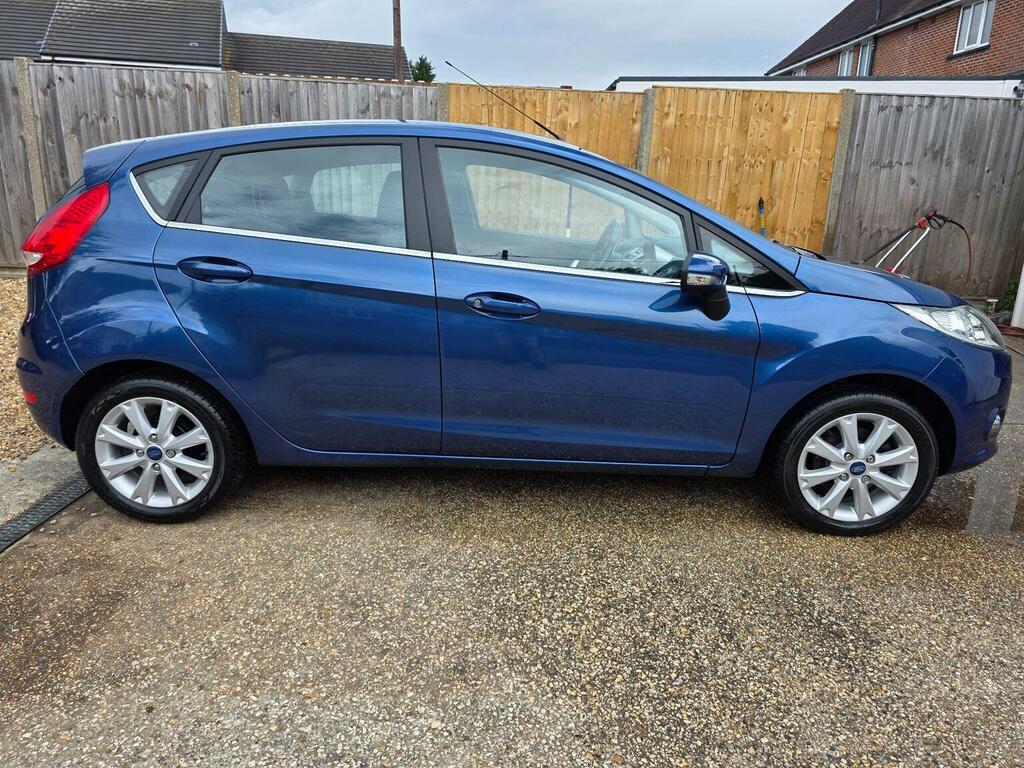 Ford Fiesta Hatchback 1.25 Zetec 201010 Blue #2