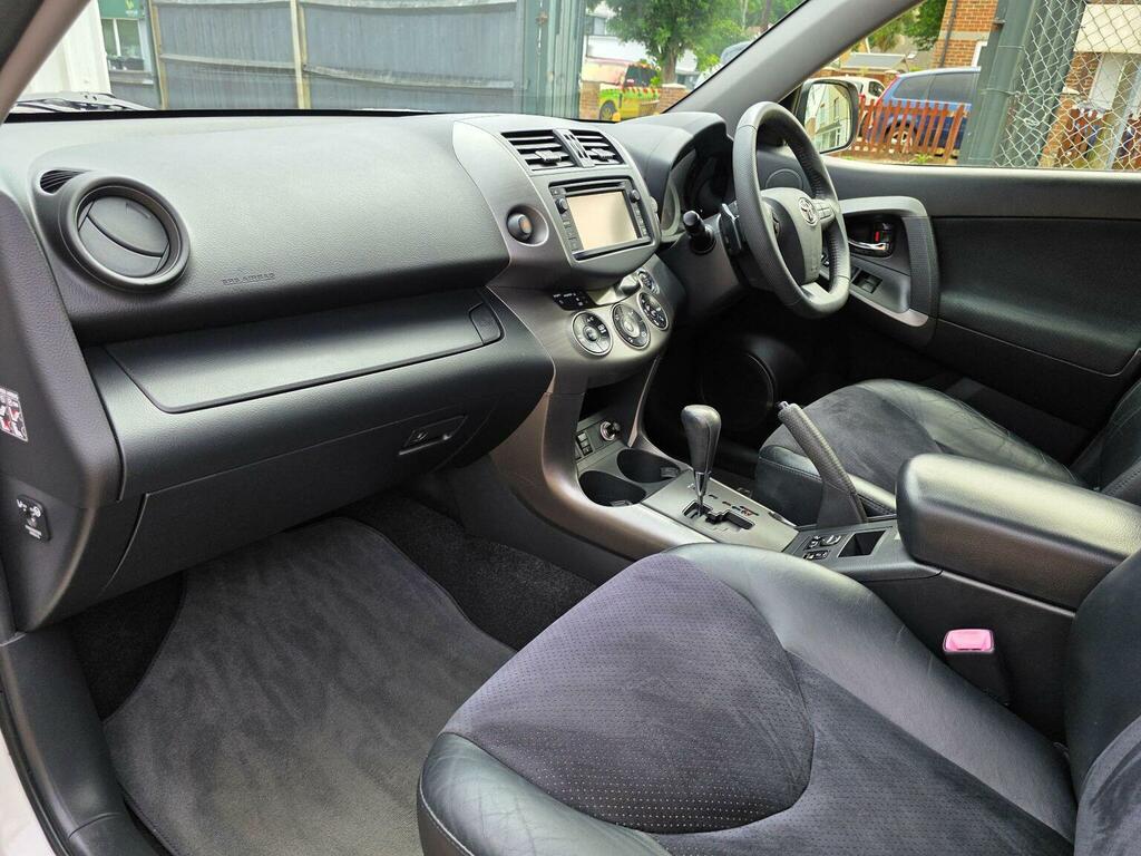 Toyota Rav 4 Grey #32