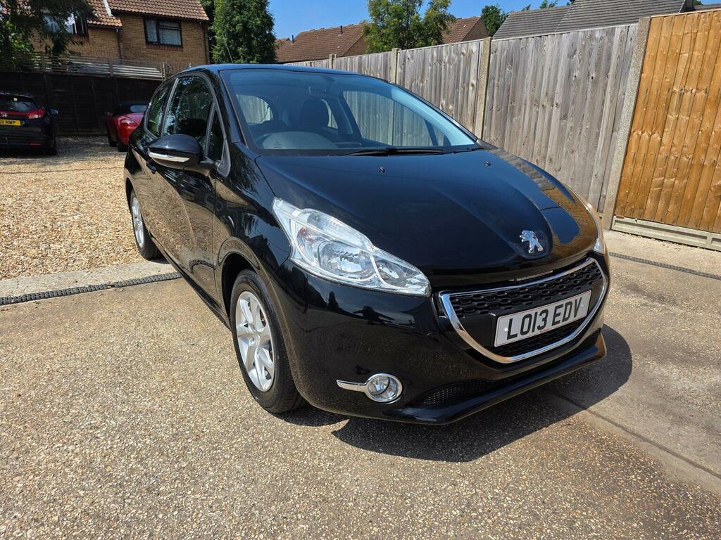 Peugeot 208 Hatchback 1.2 Vti Active Euro 5 201313 Black