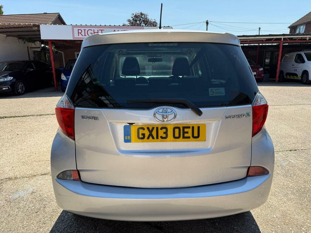 Toyota Verso-S 1.3 Vvt-i Tr Silver #11
