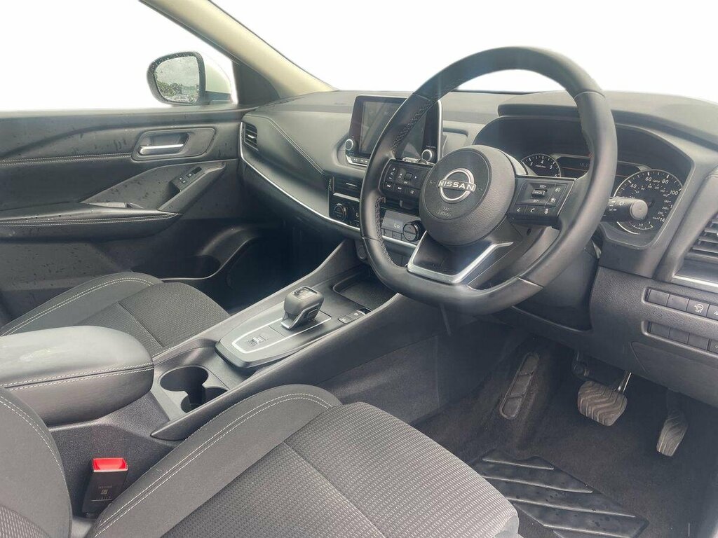 Nissan Qashqai 1.3 Dig-t Mhev Acenta Premium Xtron - 2023 23 DV23BKU White #6