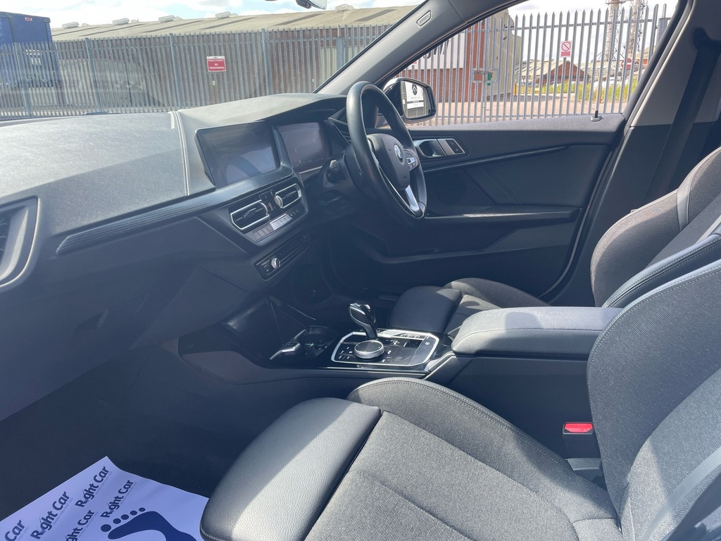 BMW 1 Series 1.5 116D Sport Lcp Dct - 2022 22 LM22BZX White #2