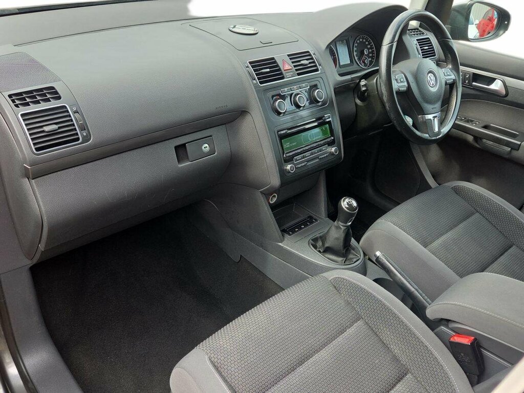 Volkswagen Touran 1.6 Tdi Se - 2014 14 Grey #2