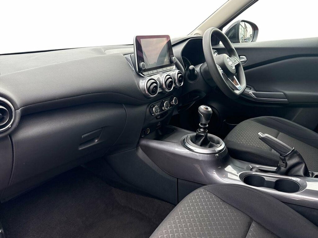 Nissan Juke 1.0 Dig-t 114 Tekna Dct Silver #2