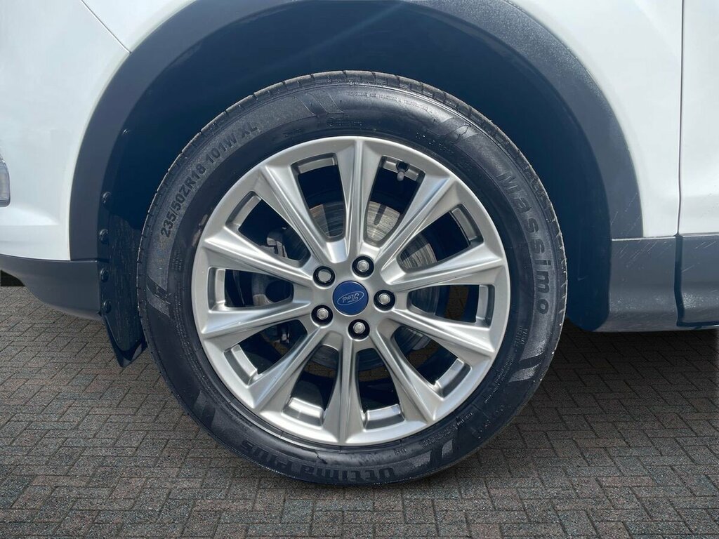 Ford Kuga 1.5T Ecoboost Titanium Edition - 2019 19 DG19KPT White #5