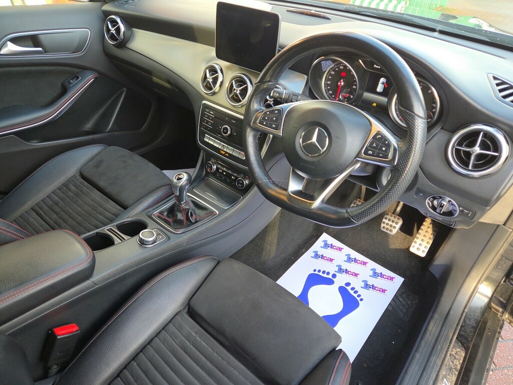 Mercedes-Benz GLA Class 1.6 Gla200 Amg Line Executive - 2018 68 Black #6