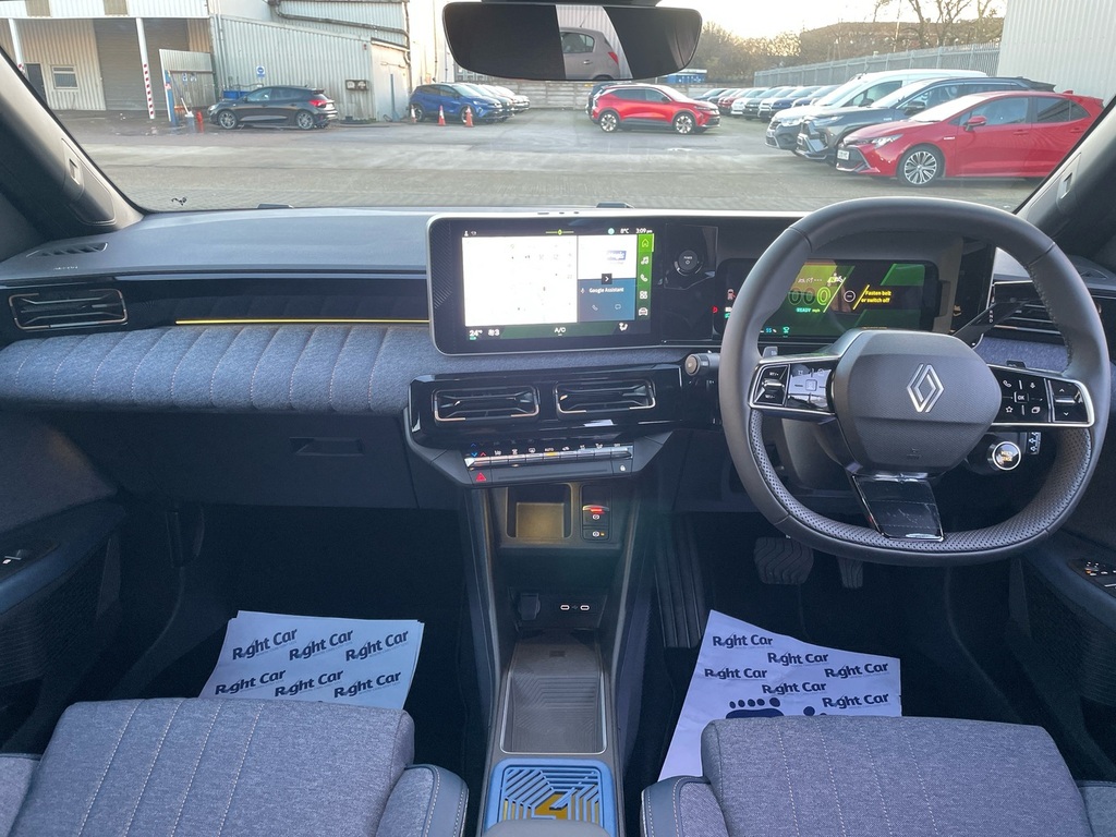 Renault 4 E-Tech 110Kw Techno 52Kwh Comfort Range Grey #8
