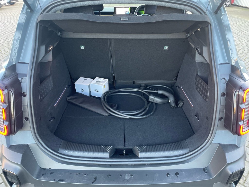 Renault 4 E-Tech 110Kw Techno 52Kwh Comfort Range Grey #9