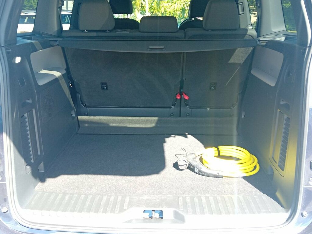 Volkswagen  Match Pro White #9