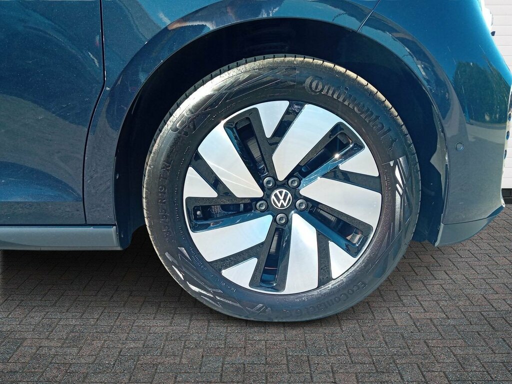 Volkswagen  Match Pro White #5