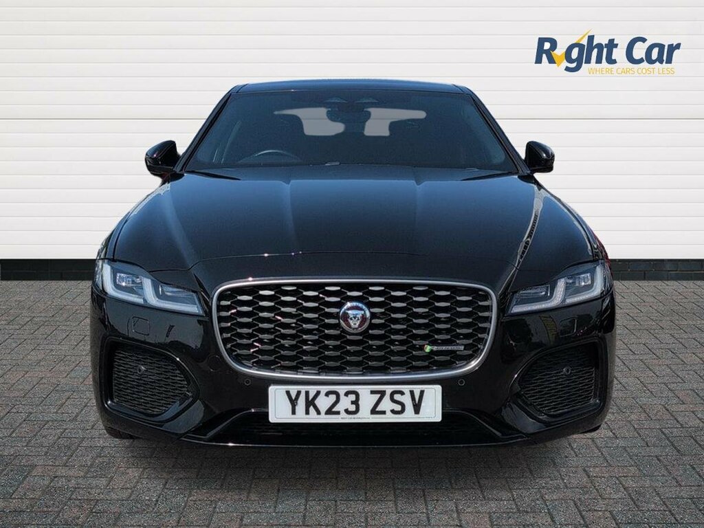 Jaguar XF Sportbrake 2.0 D200 R-dynamic Hse Black White #7
