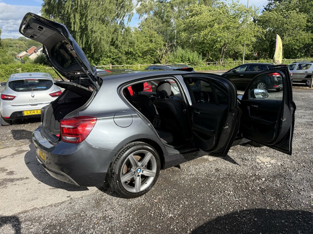 BMW 1 Series Manual Black #29