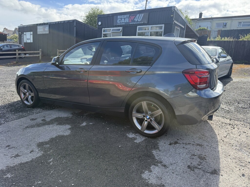 BMW 1 Series Manual Black #12