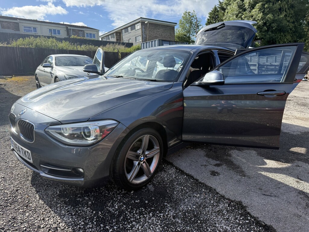 BMW 1 Series Manual Black #23