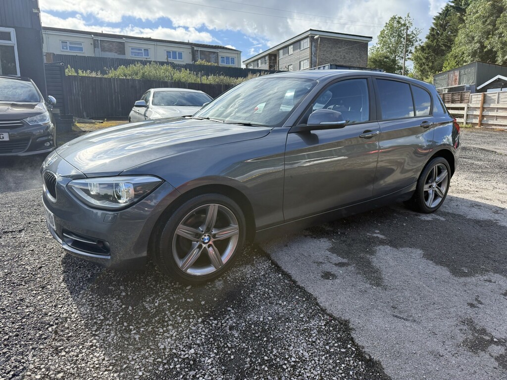 BMW 1 Series Manual Black #9
