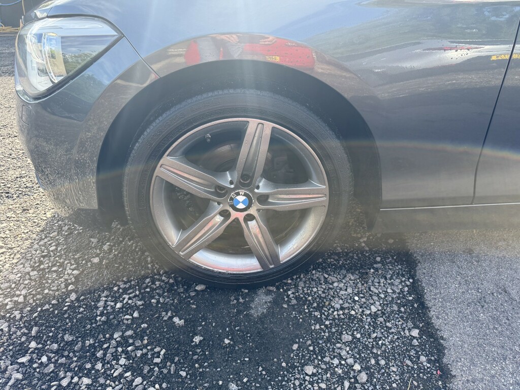 BMW 1 Series Manual Black #21