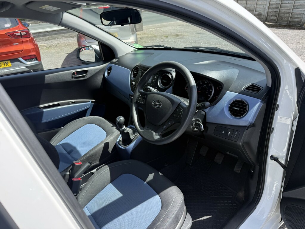 Hyundai I10 1.2 Se 2014 White #3
