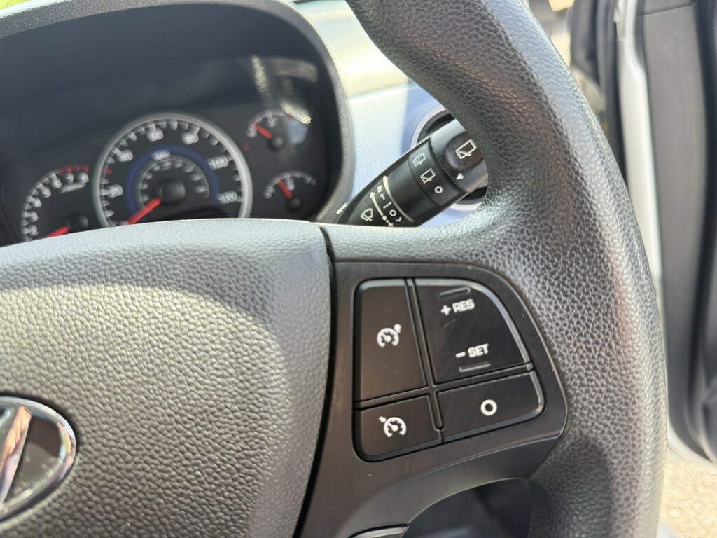 Hyundai I10 1.2 Premium Grey #31