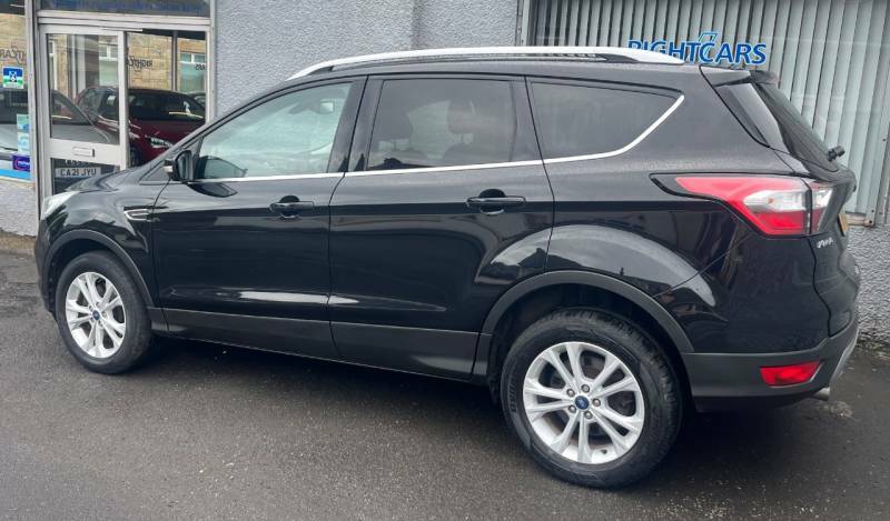 Ford Kuga 1.5 Tdci Titanium 2Wd - 2017 67 MV67ZKS Black #4