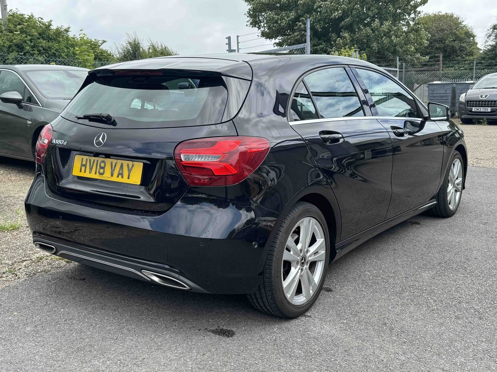 Mercedes-Benz A Class A180d Sport Premium HV18VAY Black #4
