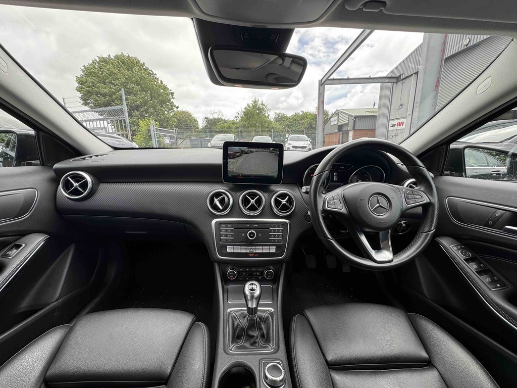 Mercedes-Benz A Class A180d Sport Premium HV18VAY Black #6