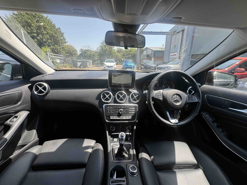 Mercedes-Benz A Class A180d Se MT67VSL Black #5