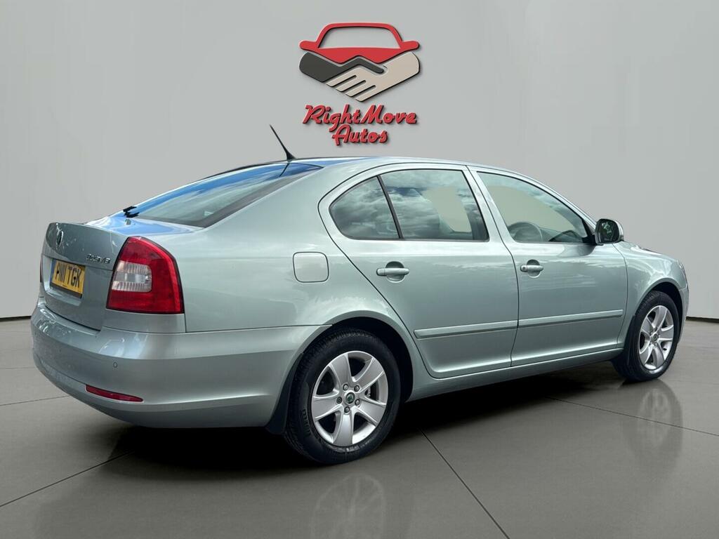 Skoda Octavia Elegance Green #5