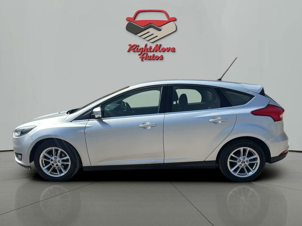 Ford Focus 1.5 Tdci Zetec Euro 6 Ss Silver #2