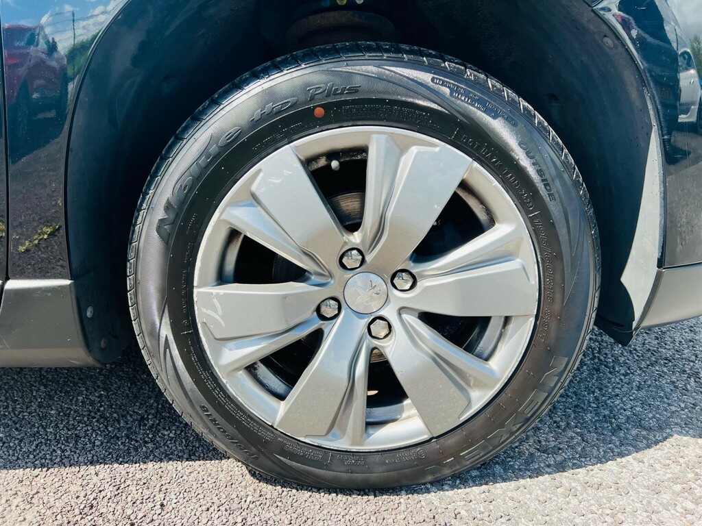 Peugeot 2008 2017 17 Puretech Grey #14
