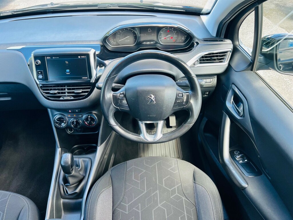 Peugeot 2008 2017 17 Puretech Grey #16