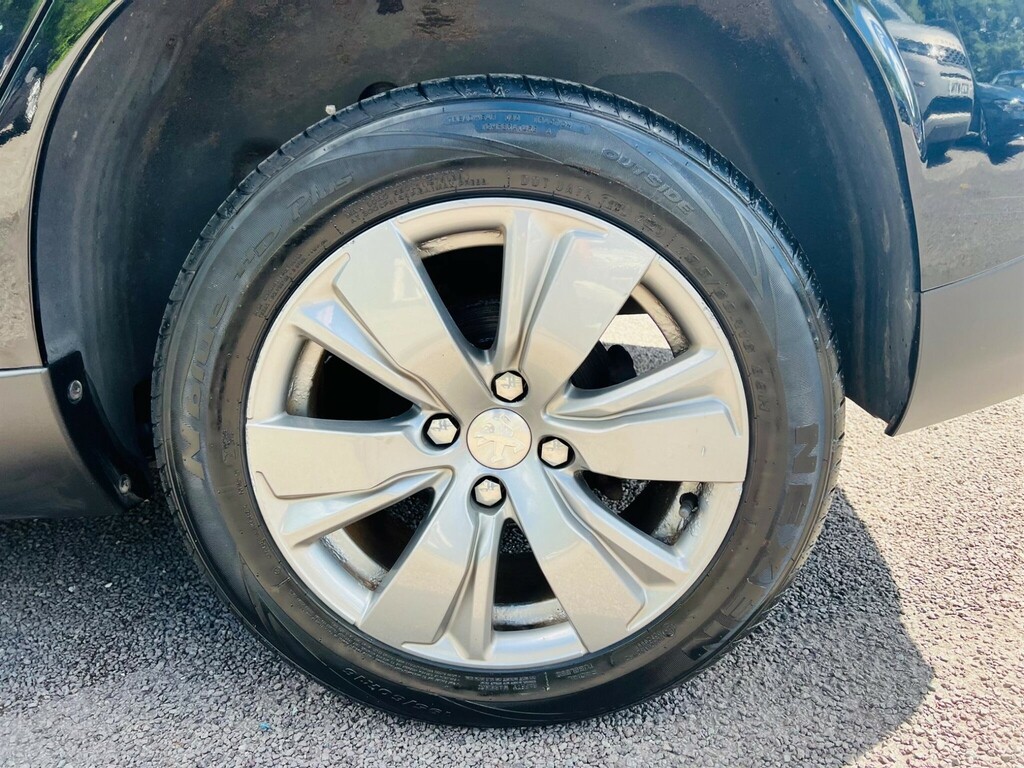 Peugeot 2008 2017 17 Puretech Grey #12