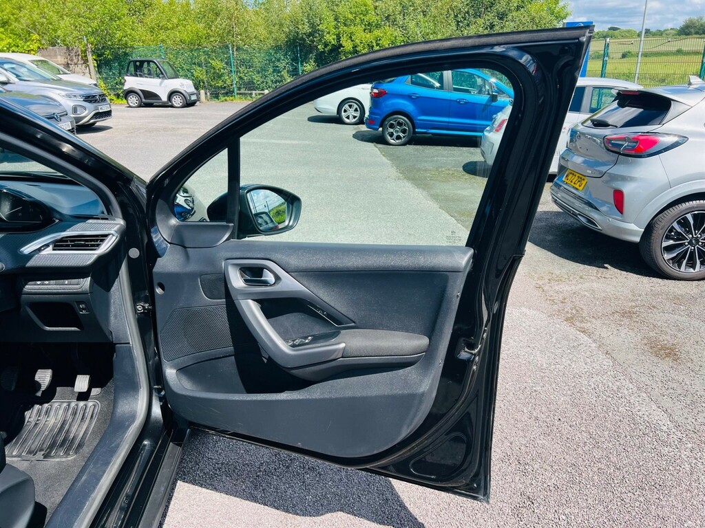 Peugeot 2008 2017 17 Puretech Grey #18
