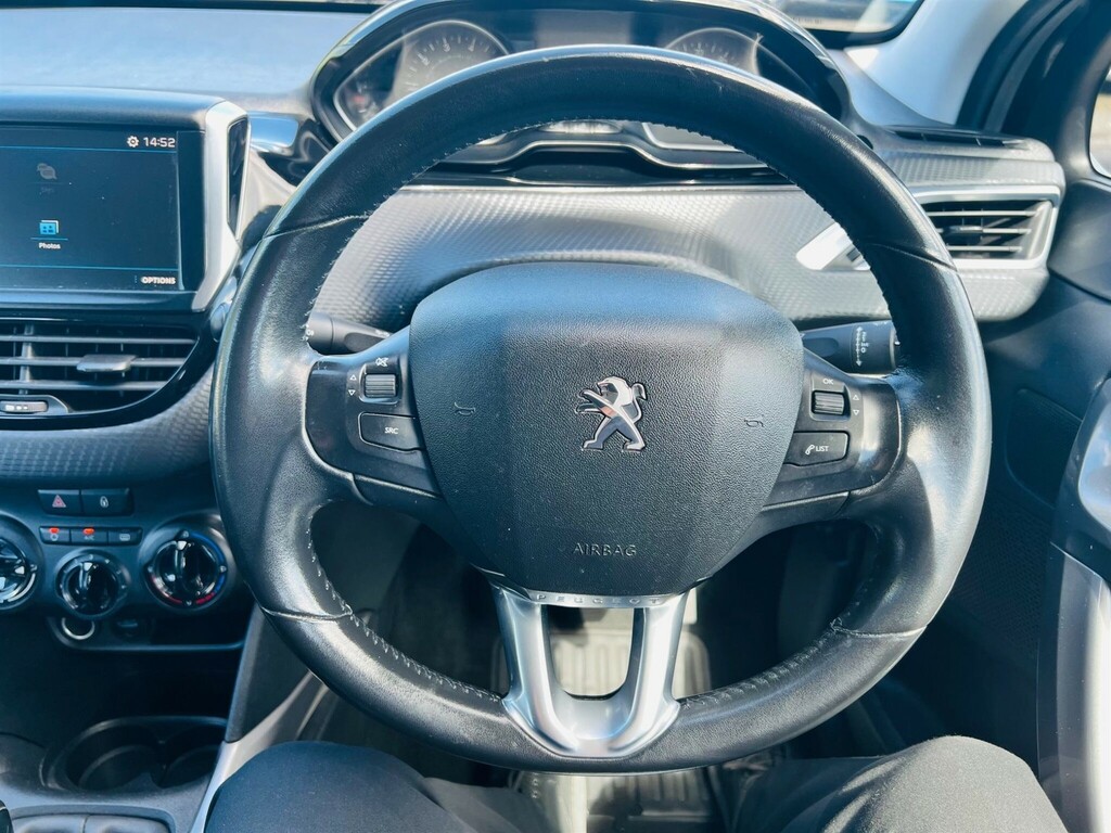 Peugeot 2008 2017 17 Puretech Grey #21