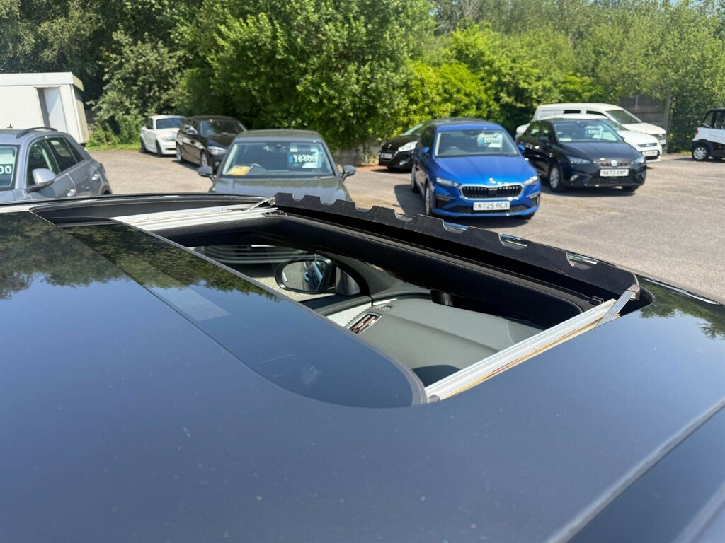 Mercedes-Benz EQC Amg Line Blue #34