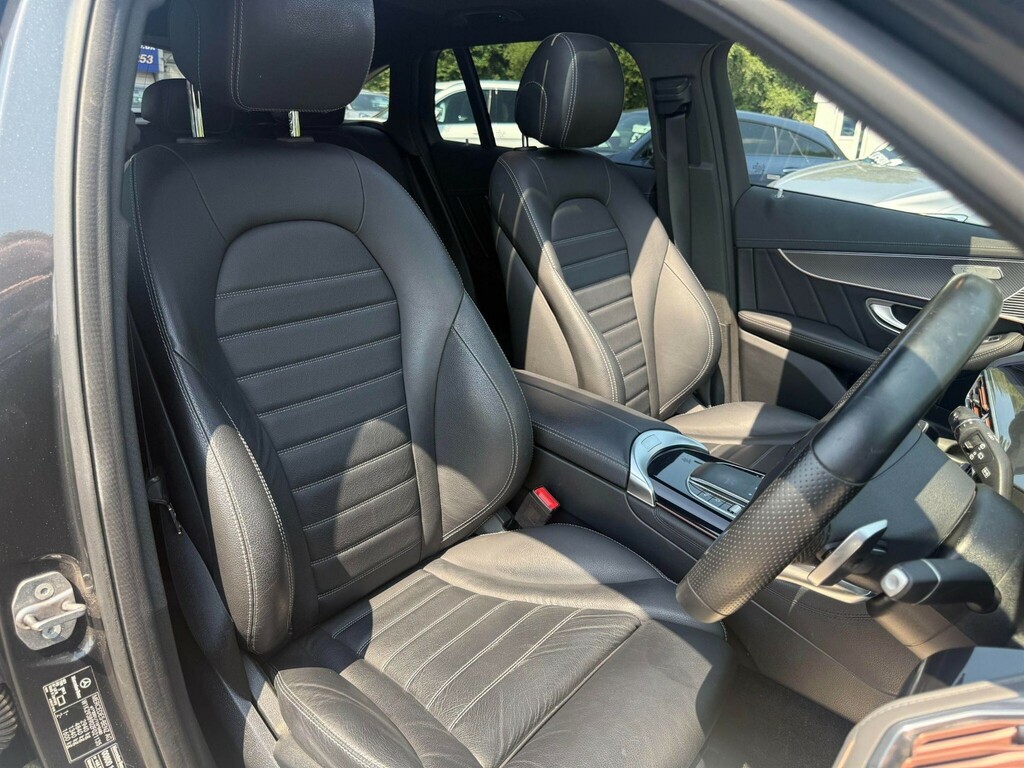 Mercedes-Benz EQC Amg Line Blue #11