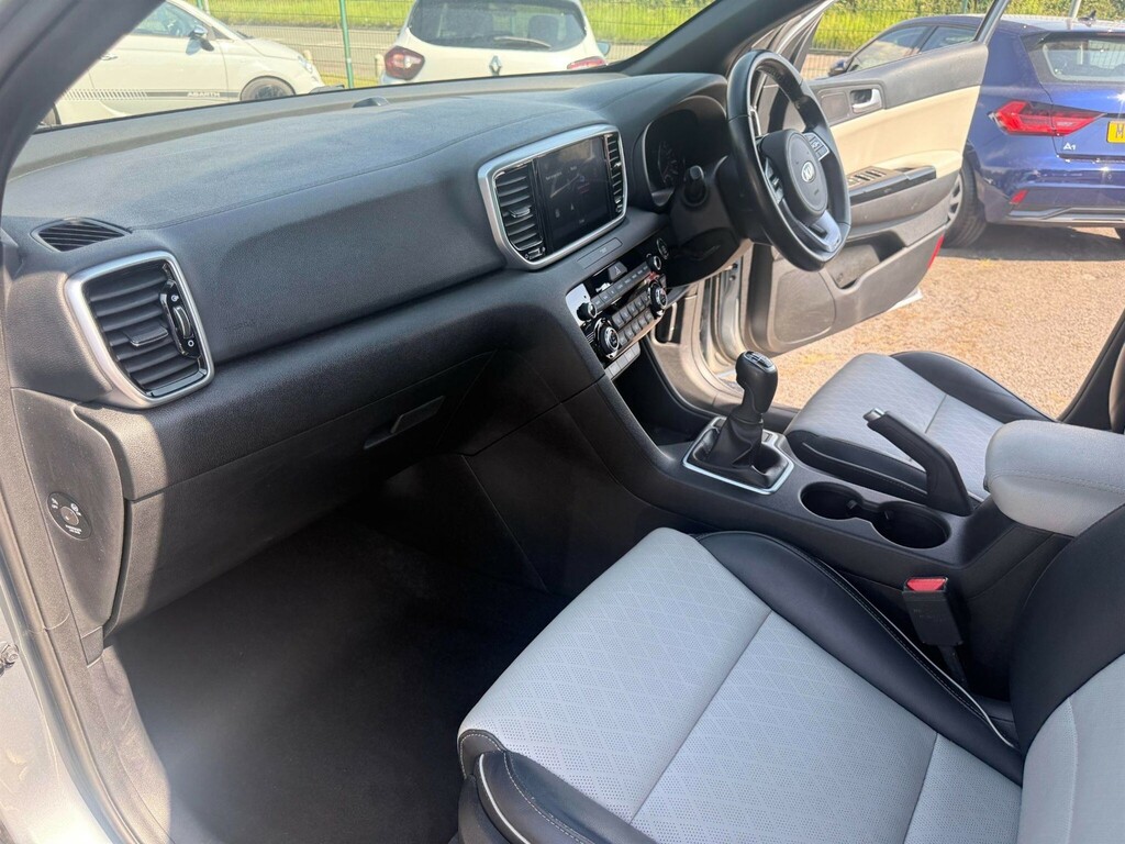 Kia Sportage 1.6 Crdi 2 135 Black #10