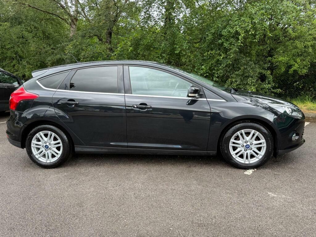 Ford Focus 1.0T Ecoboost Titanium Euro 5 S S CF13YMR Black #6