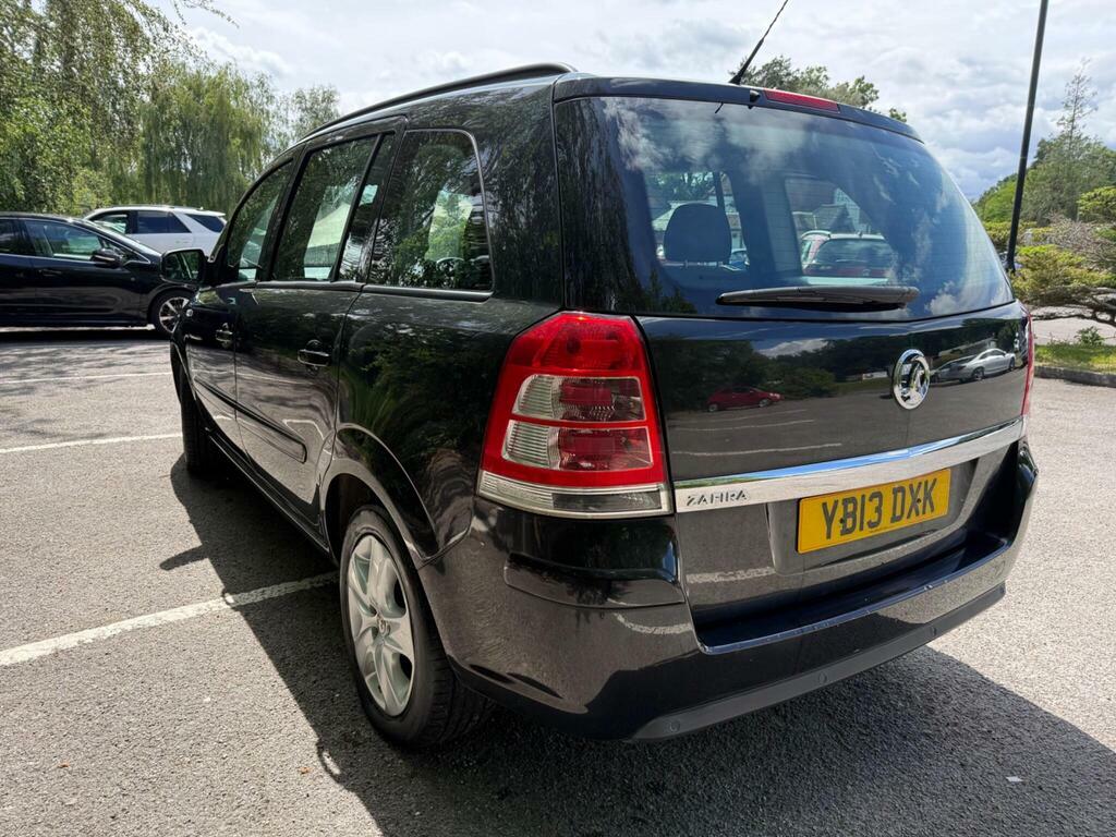 Vauxhall Zafira 1.6 16V Exclusiv Euro 5 Black #5