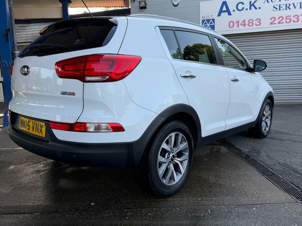 Kia Sportage 1.7 Crdi Ecodynamics 2 2Wd Euro 5 S S WK15VNX White #4