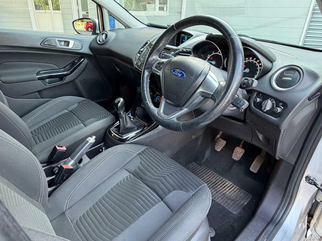 Ford Fiesta Fiesta Studio Blue #8