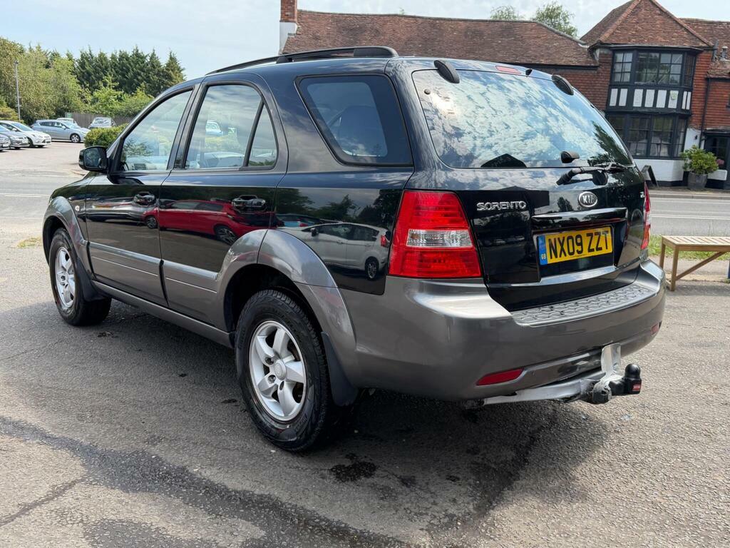 Kia Sorento 2.5 Crdi Xe Black #3